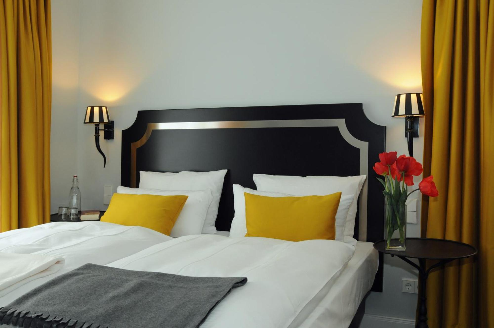 Hotel Im Hof Мюнхен Номер фото